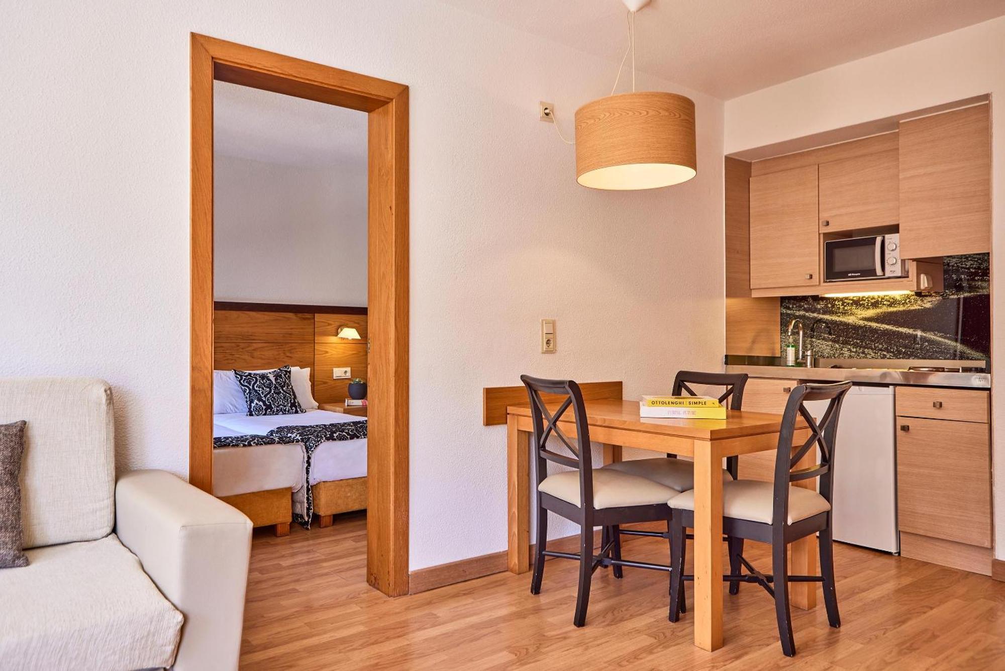 Lejlighedshotel Zafiro Tropic 4*