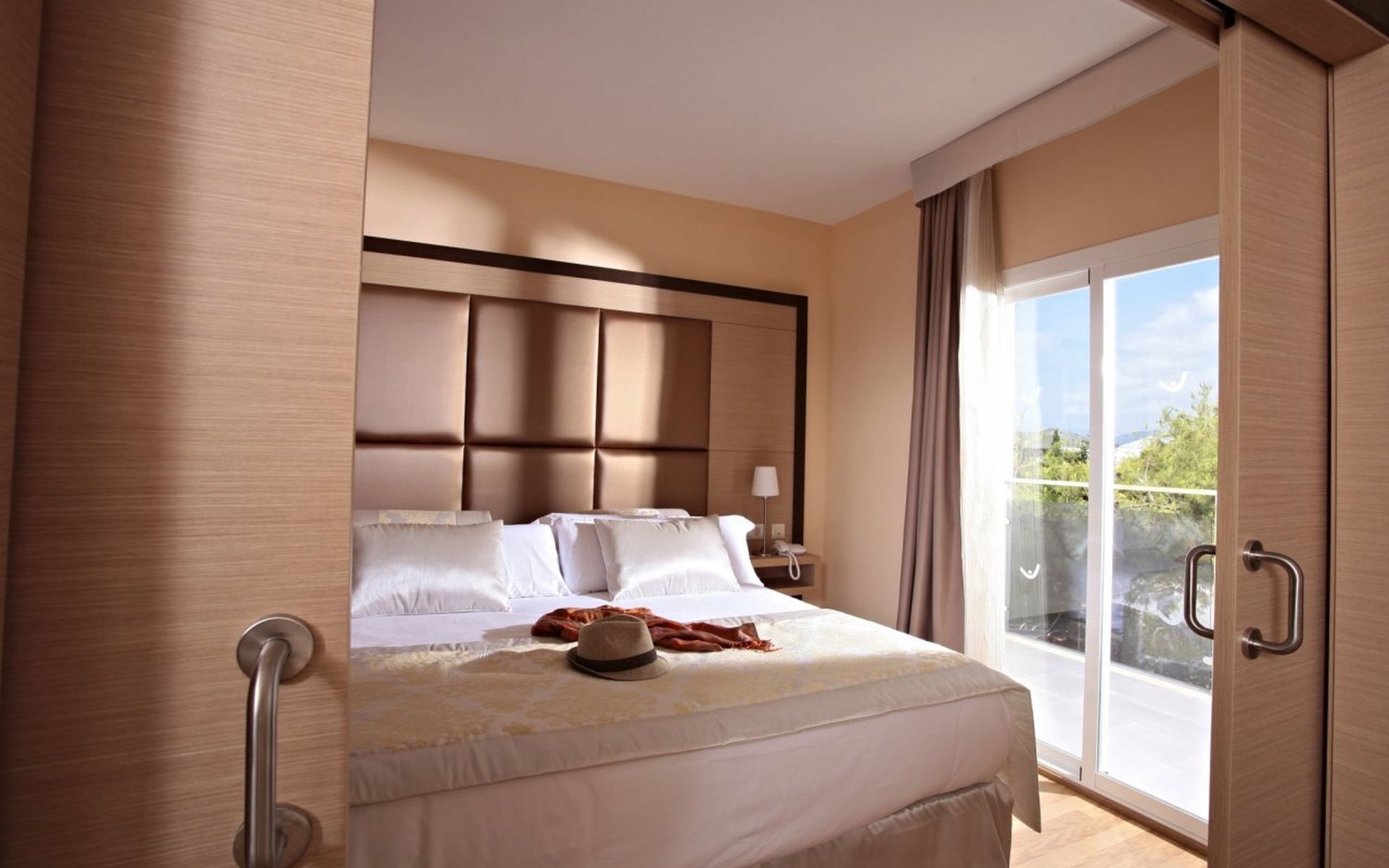 Lejlighedshotel Zafiro Tropic 4*
