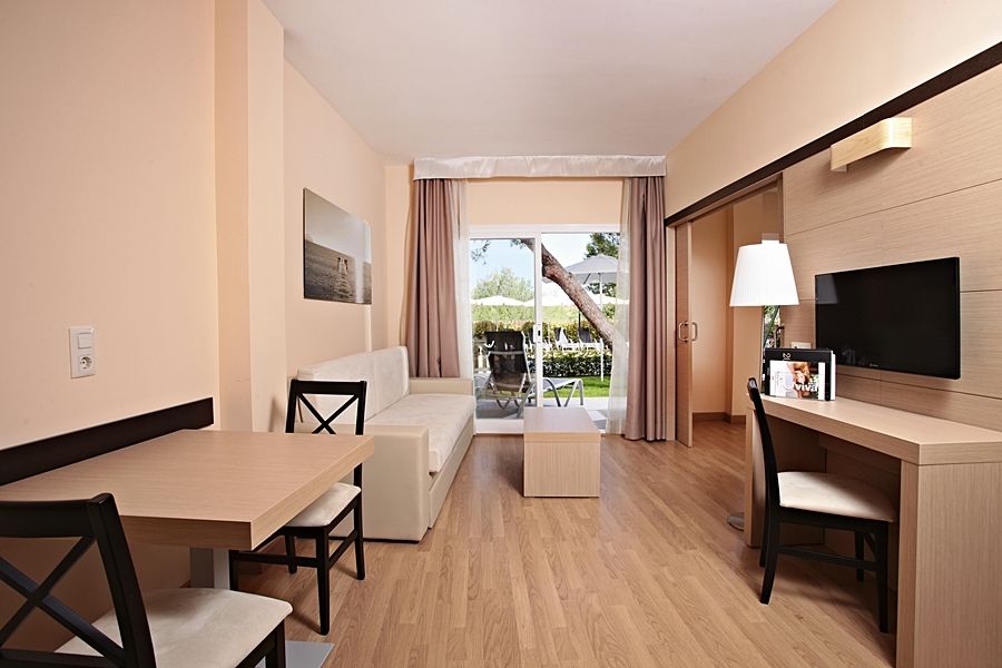 Zafiro Tropic Lejlighedshotel 4*