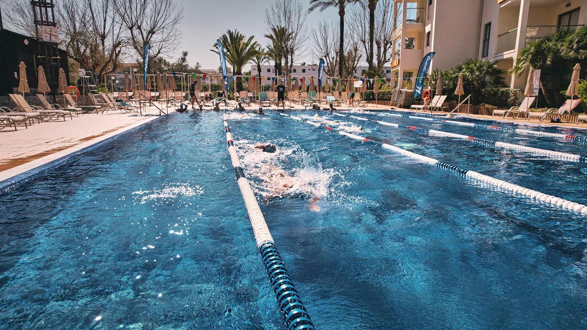 Aparthotel Zafiro Tropic